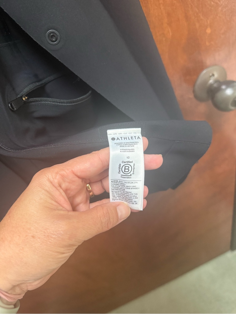 Athleta Avenue Black Lightweight Blazer - Picture 5 of 11